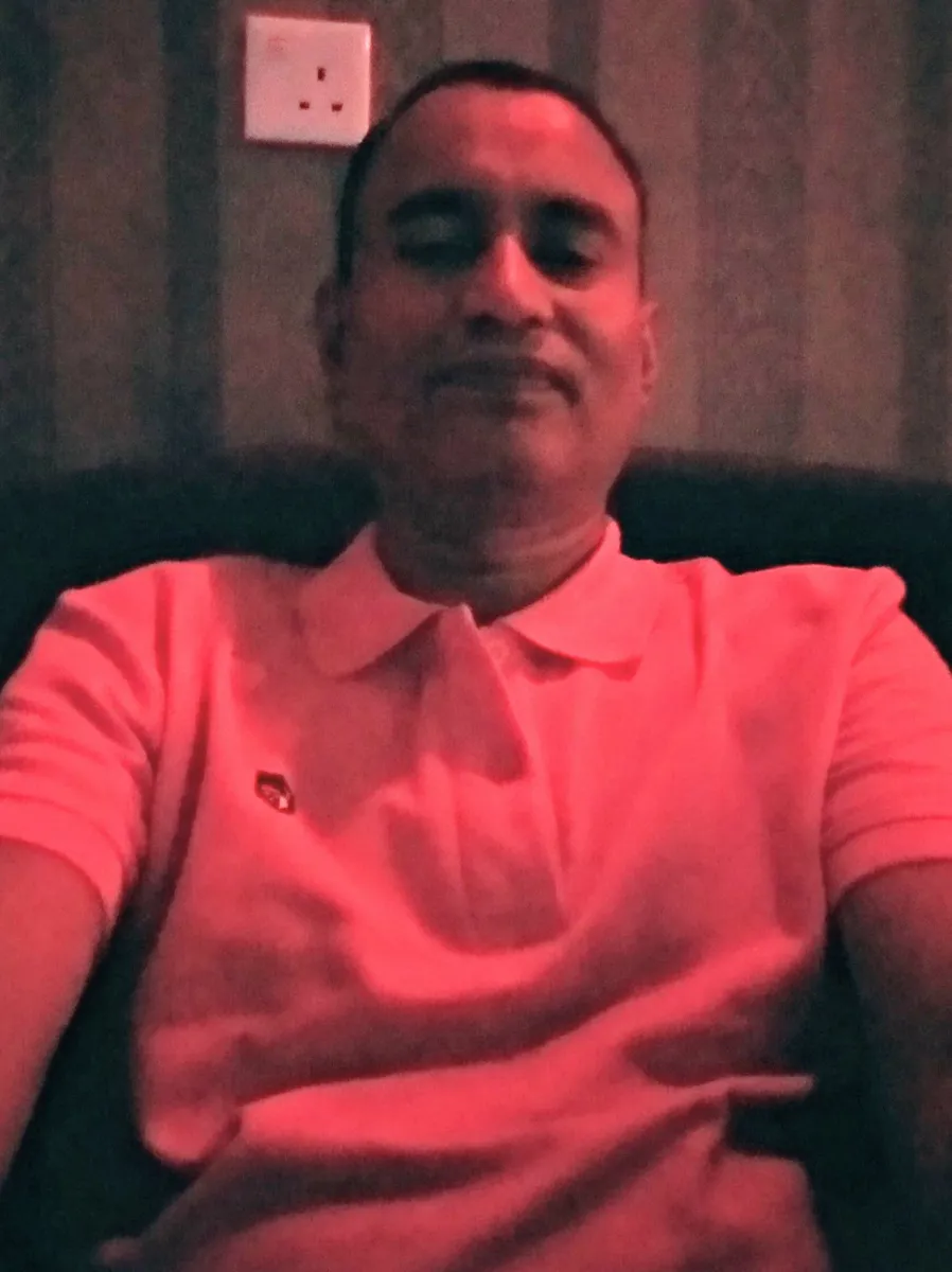 স্বপ্নও জানালার কাচ